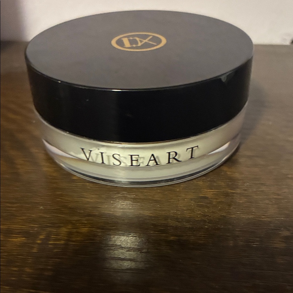 Viseart Translucent Loose Setting Powder - Cream Finish NEVER USED
